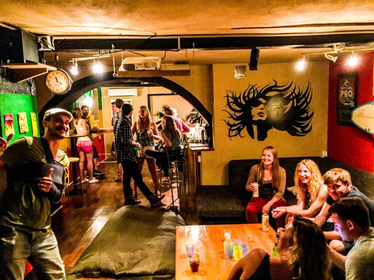 The Mellow Monkey Hostel Zara Esterno foto